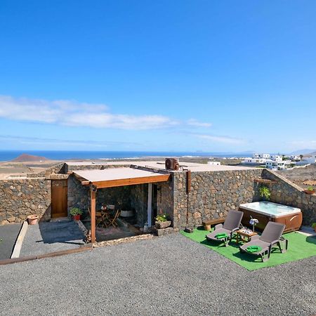 Apartamento Los 4 Nobles Tinajo Exteriér fotografie