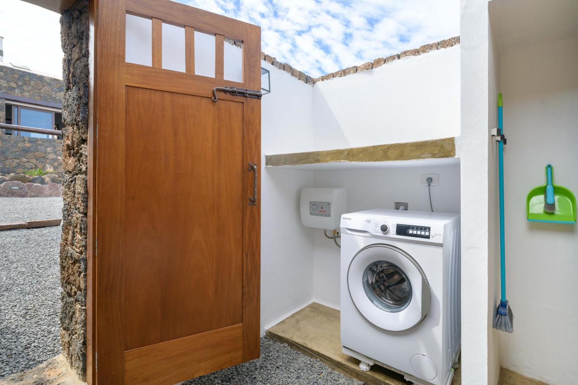 Apartamento Los 4 Nobles Tinajo Exteriér fotografie
